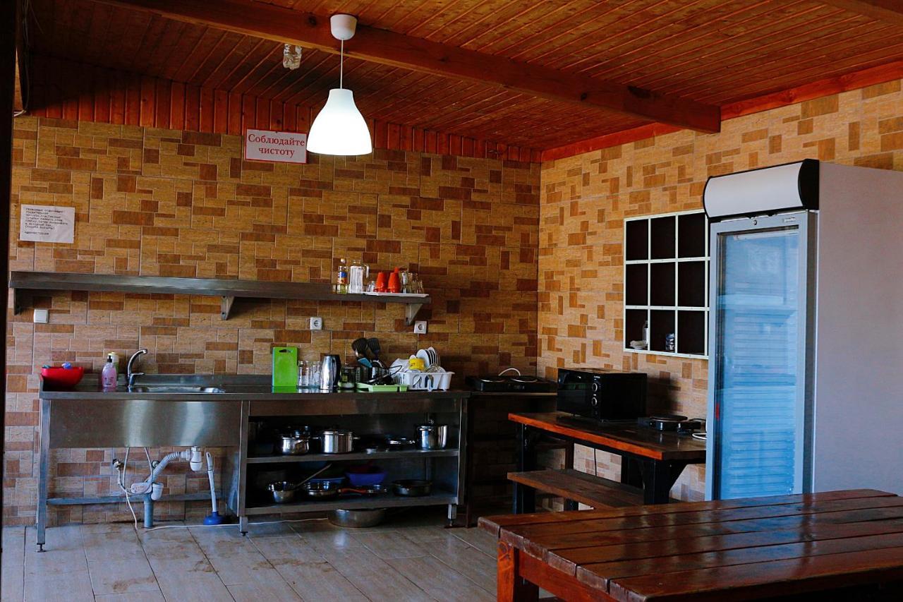 Guest House Alashara Pizunda Exterior photo
